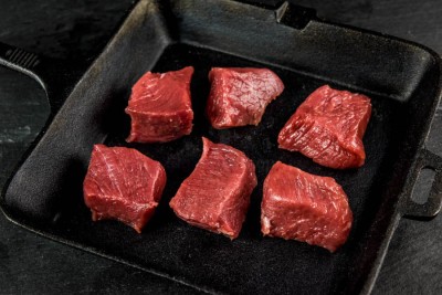 Свинина ошеек на шашлык 1 кг - купить в Кунбатаре